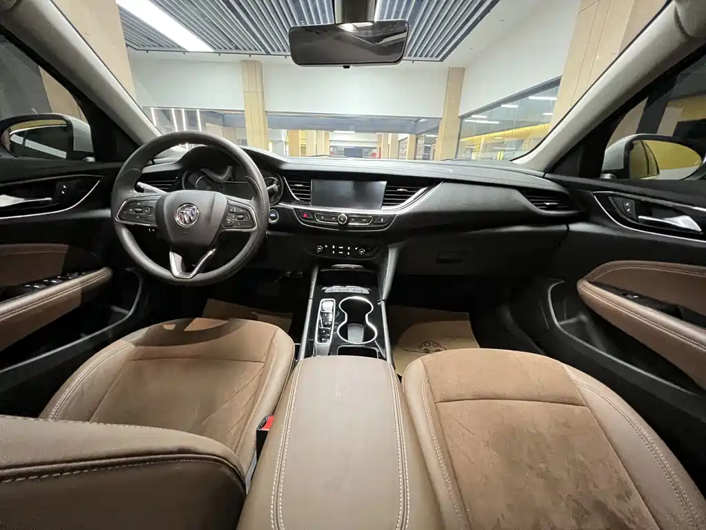 Buick Regal — фото 8