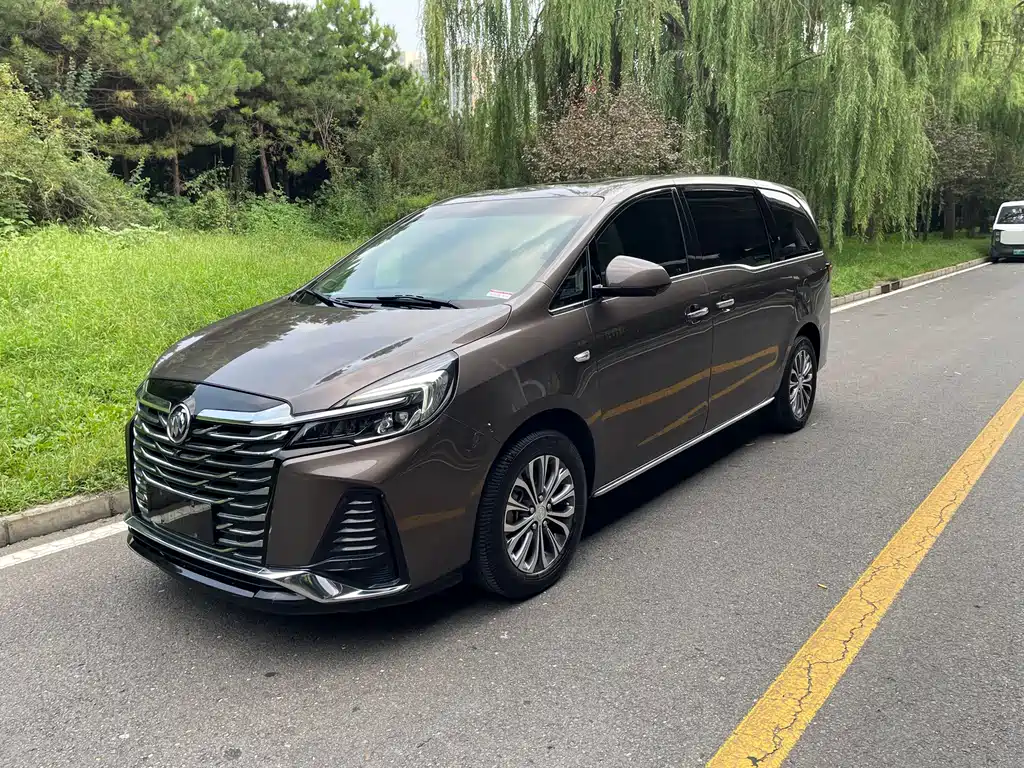 Buick GL8