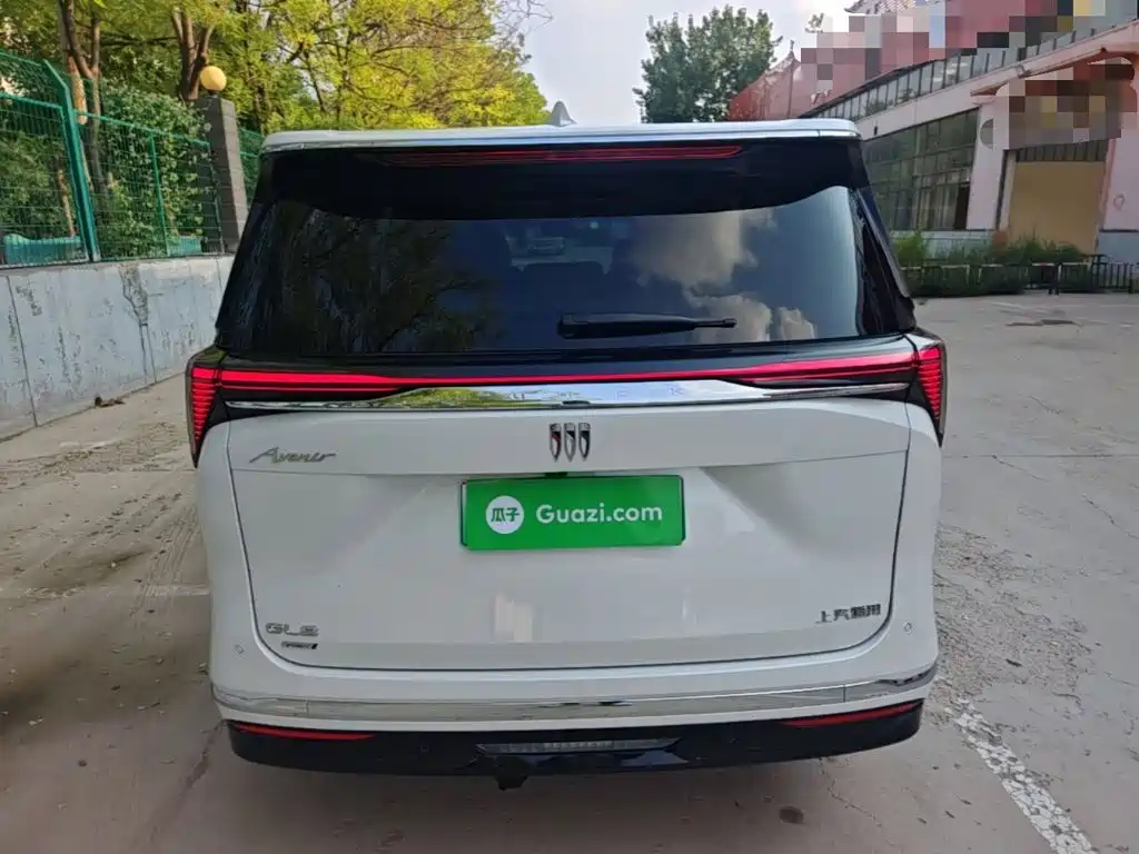 Buick GL8 Hybrid — фото 4