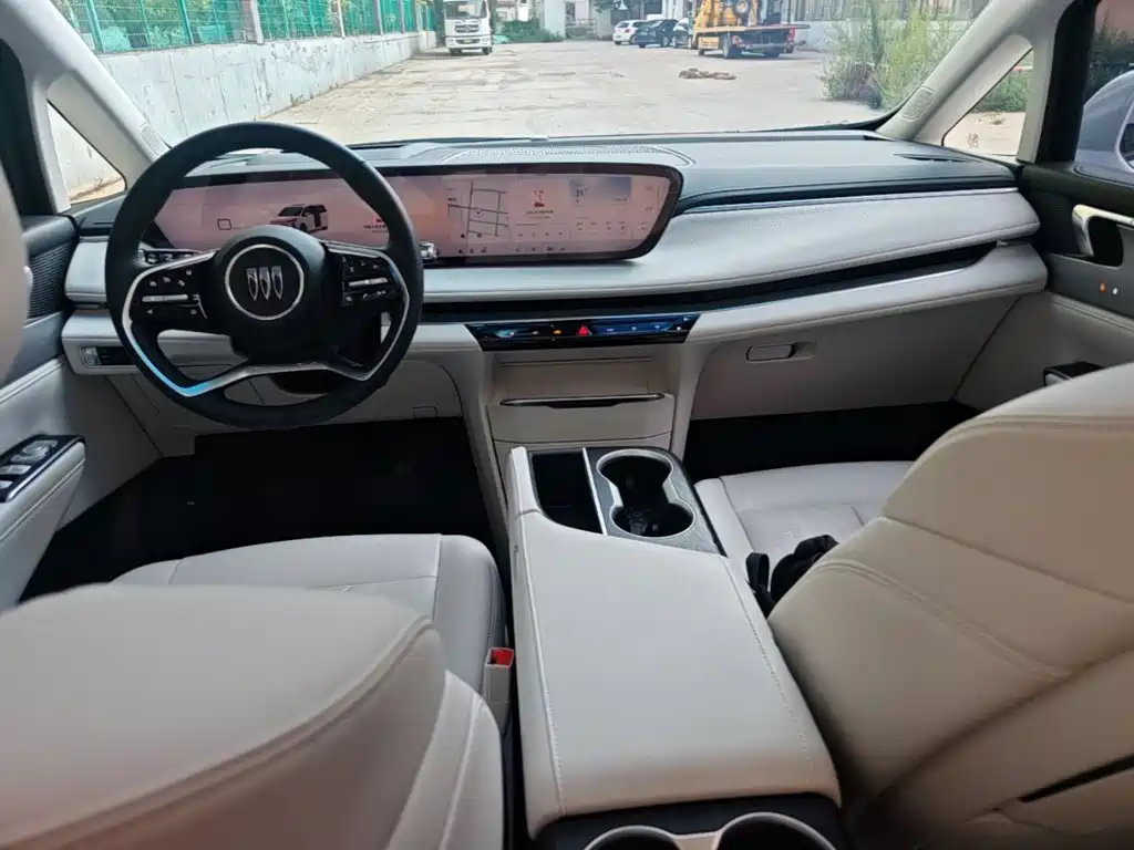 Buick GL8 Hybrid — фото 6