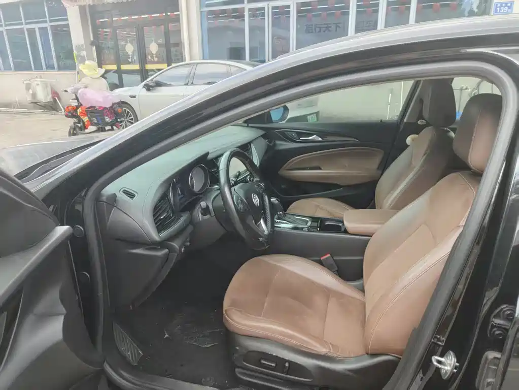 Buick Regal — фото 4