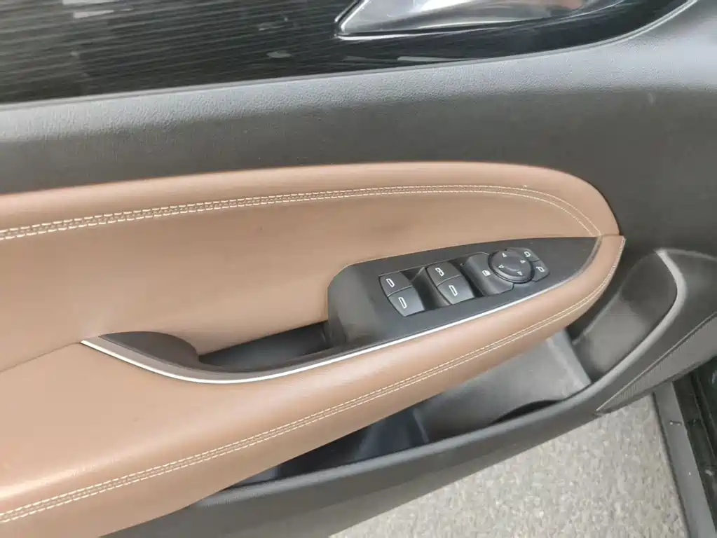 Buick Regal — фото 10