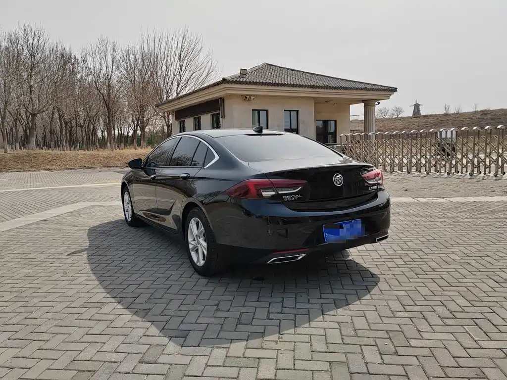 Buick Regal — фото 4