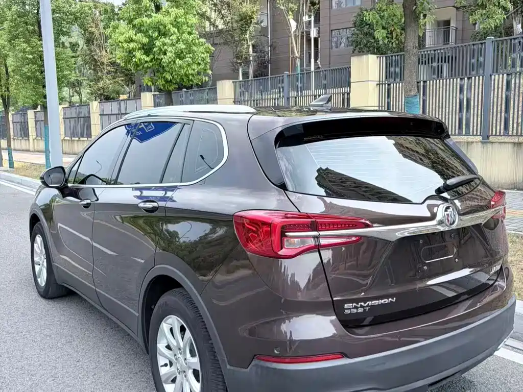 Buick Envision Plus — фото 9