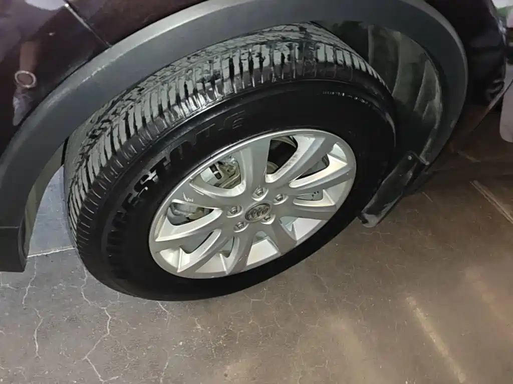 Buick Envision Plus — фото 23