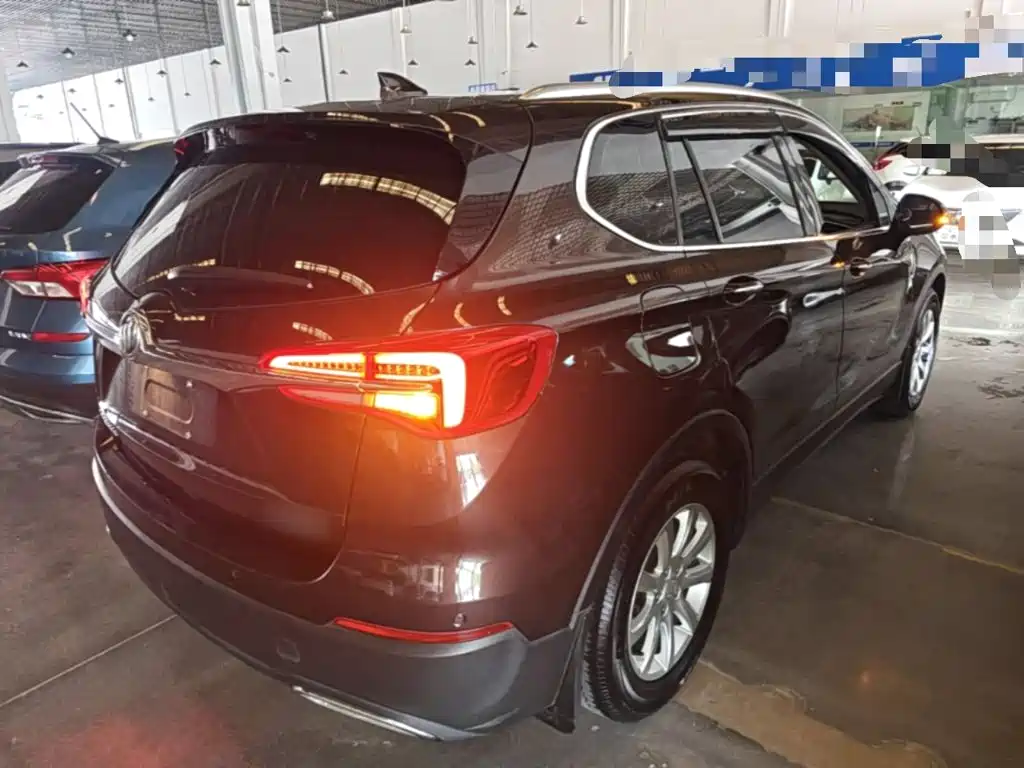 Buick Envision Plus — фото 7
