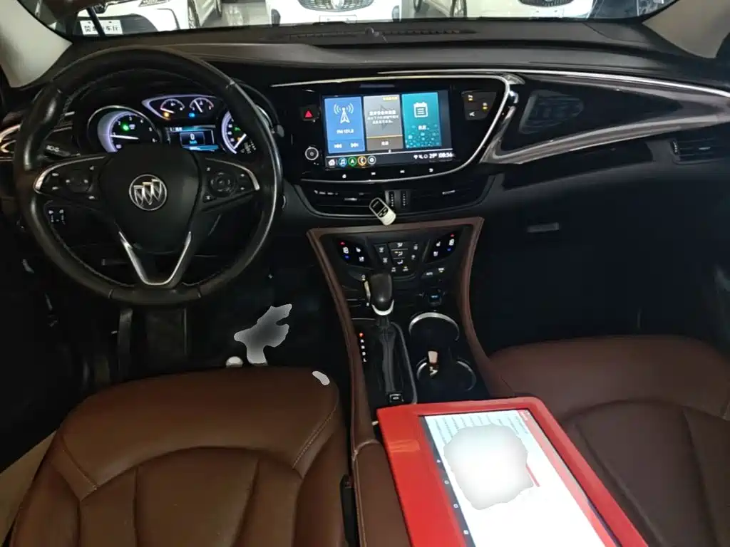 Buick Envision Plus — фото 10