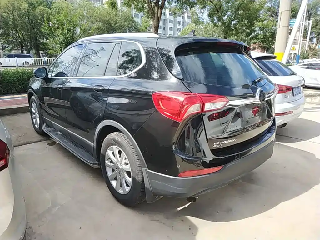 Buick Envision Plus — фото 5
