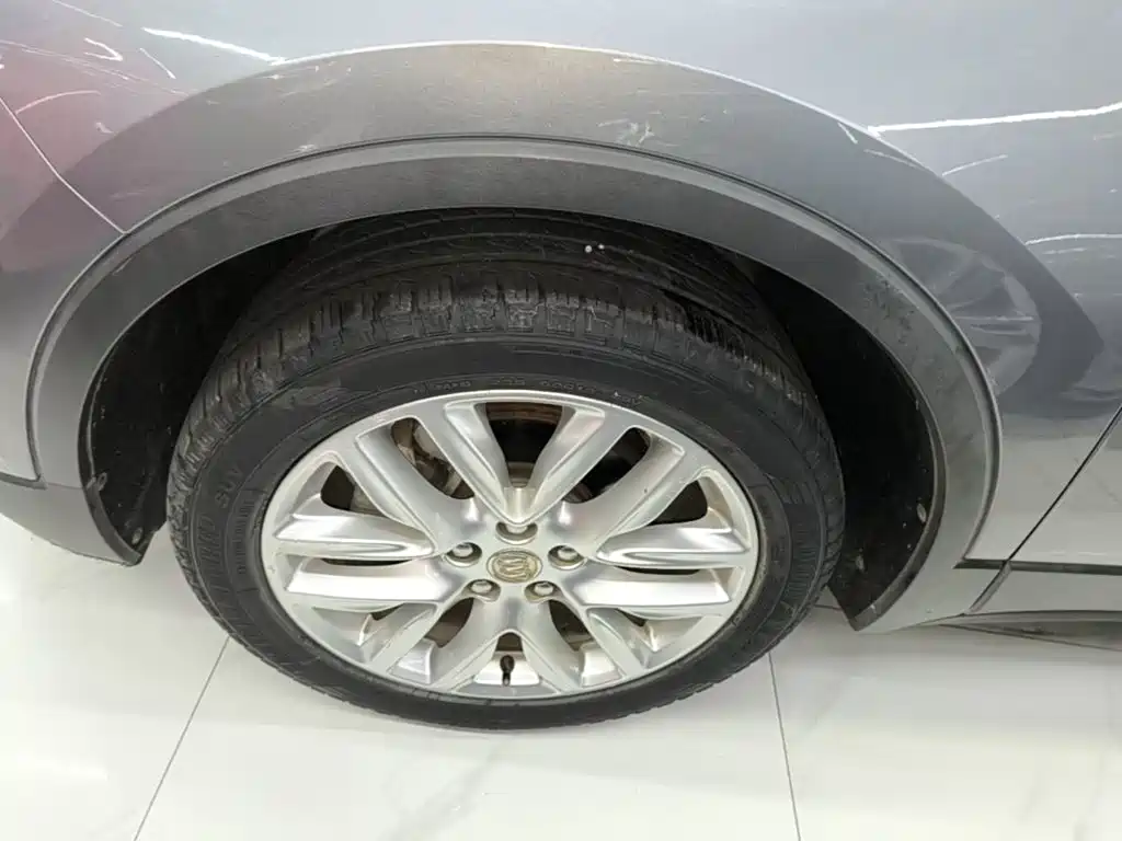 Buick Envision Plus — фото 23