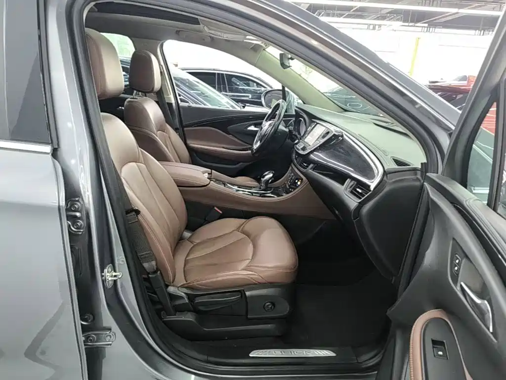 Buick Envision Plus — фото 25
