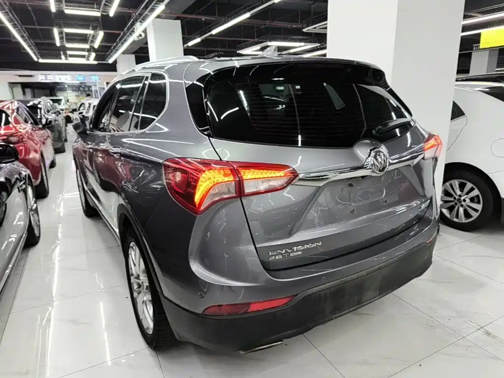 Buick Envision Plus — фото 5