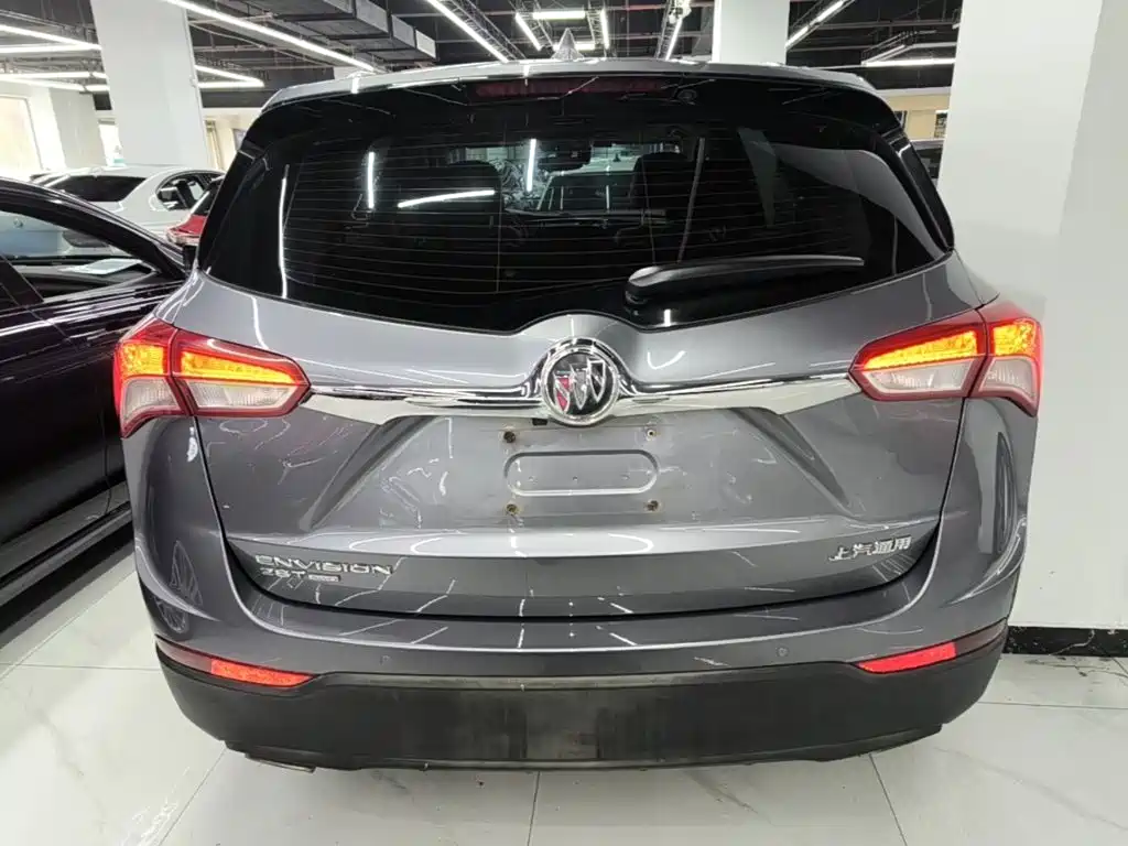 Buick Envision Plus — фото 6