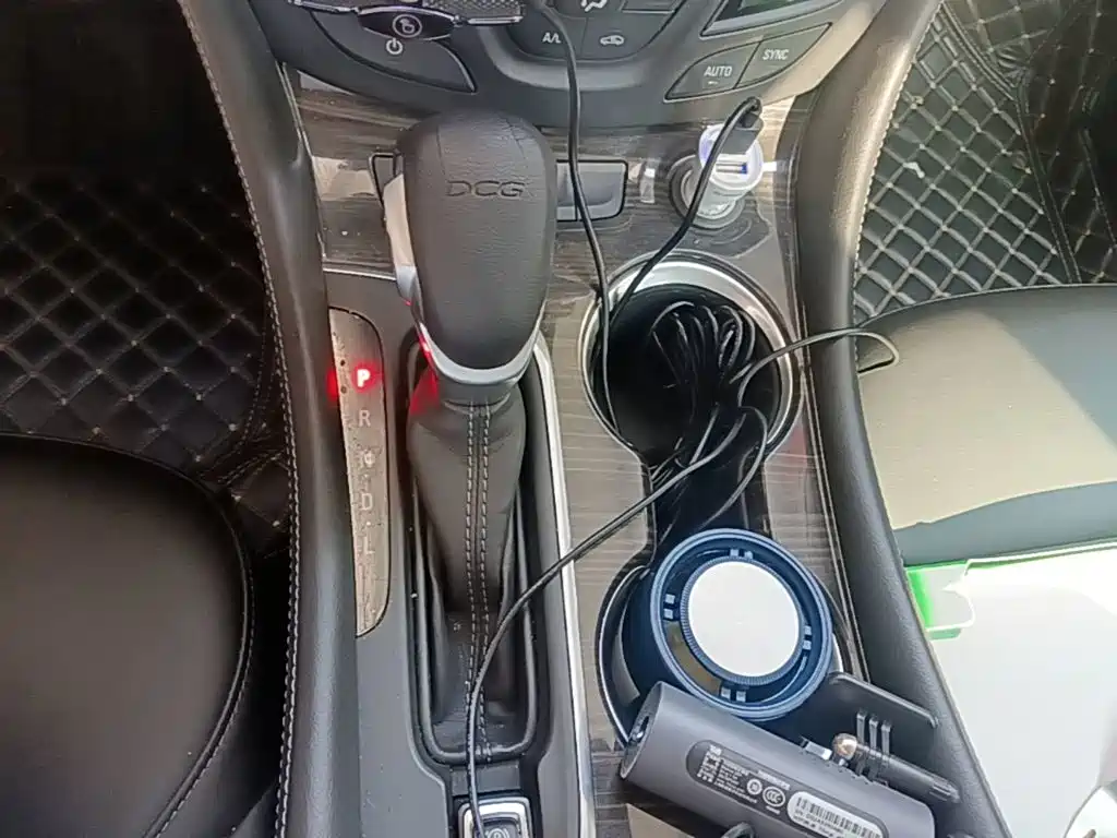 Buick Envision Plus — фото 14