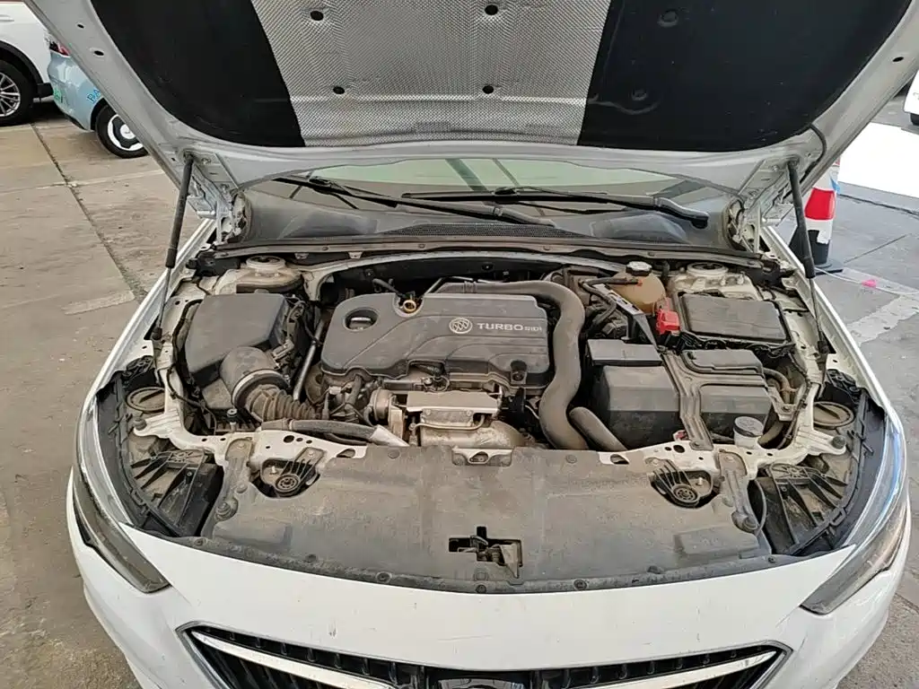 Buick Regal — фото 20