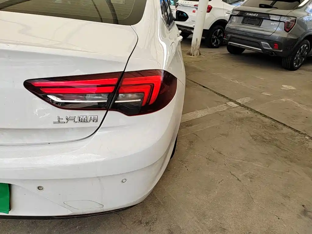Buick Regal — фото 8