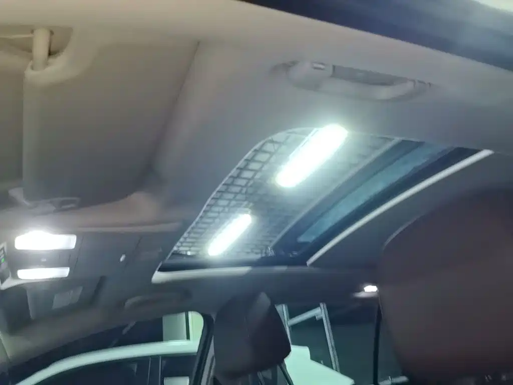 Buick Envision Plus — фото 18