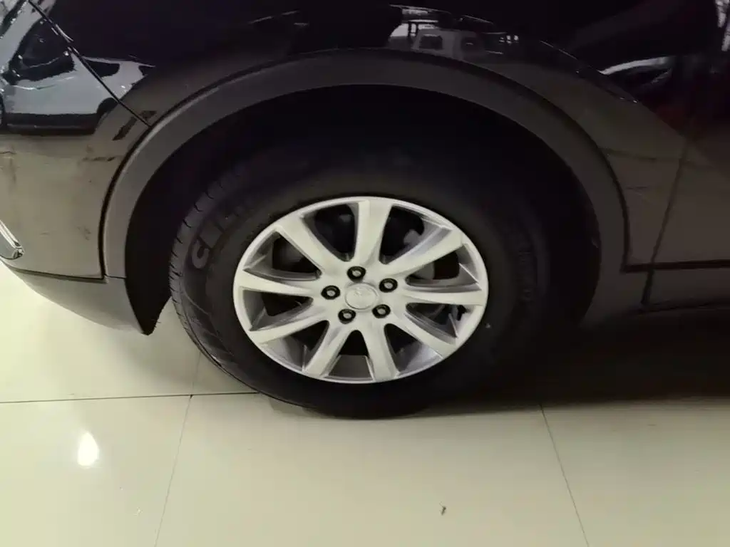 Buick Envision Plus — фото 23