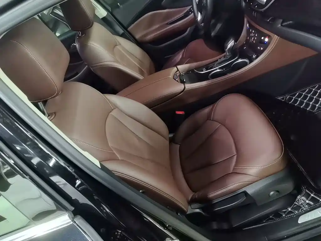 Buick Envision Plus — фото 25