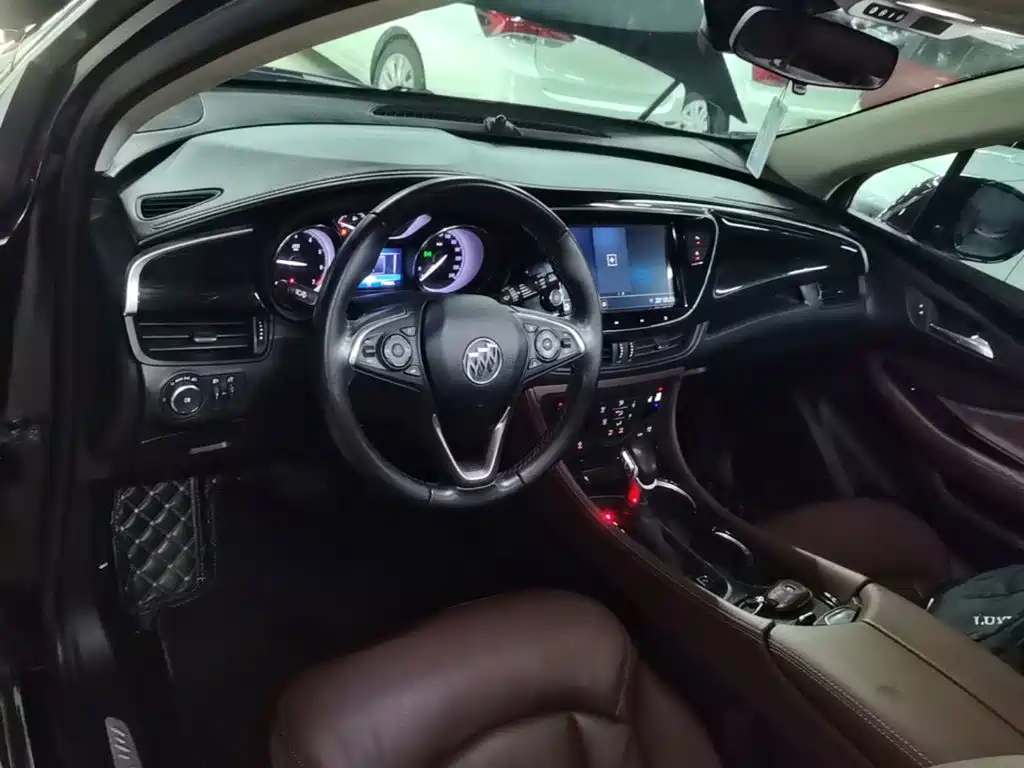 Buick Envision Plus — фото 10