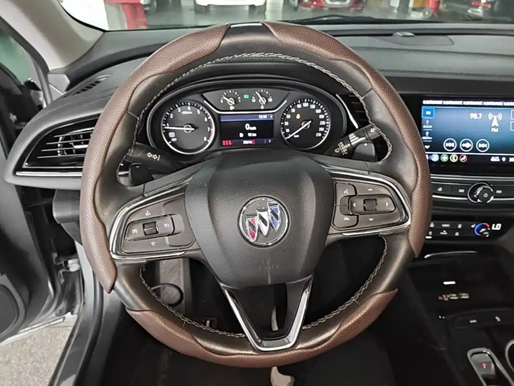 Buick Regal — фото 11