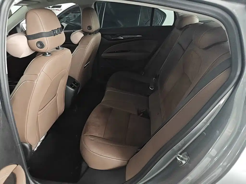 Buick Regal — фото 17