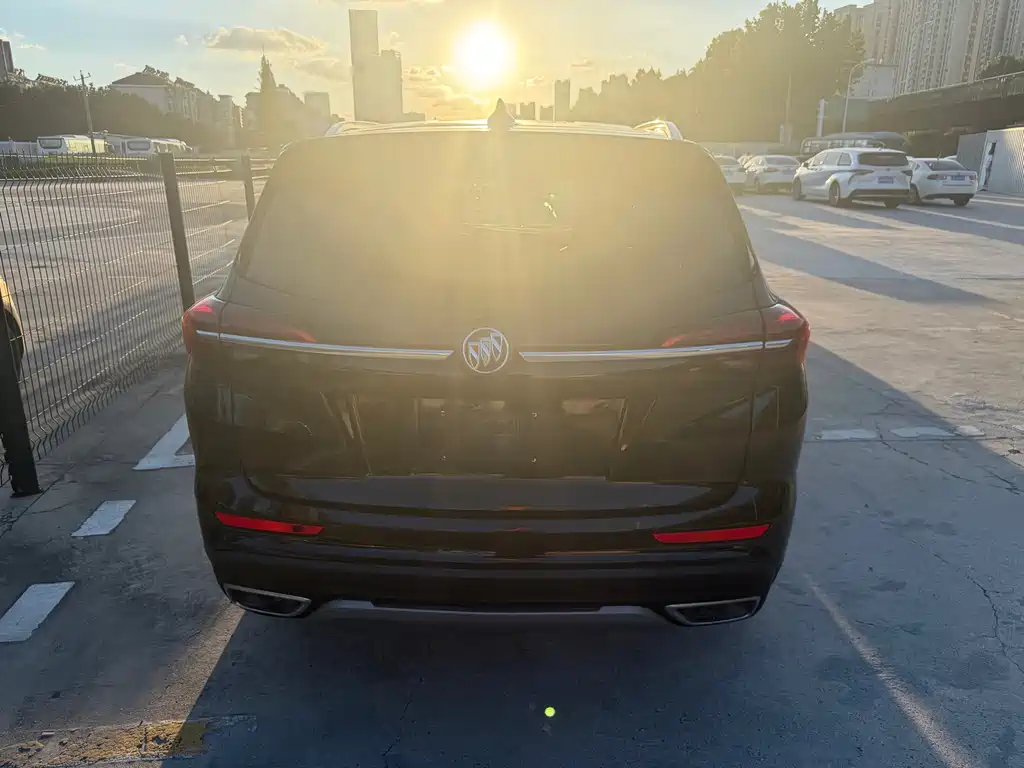 Buick Envision Plus — фото 10