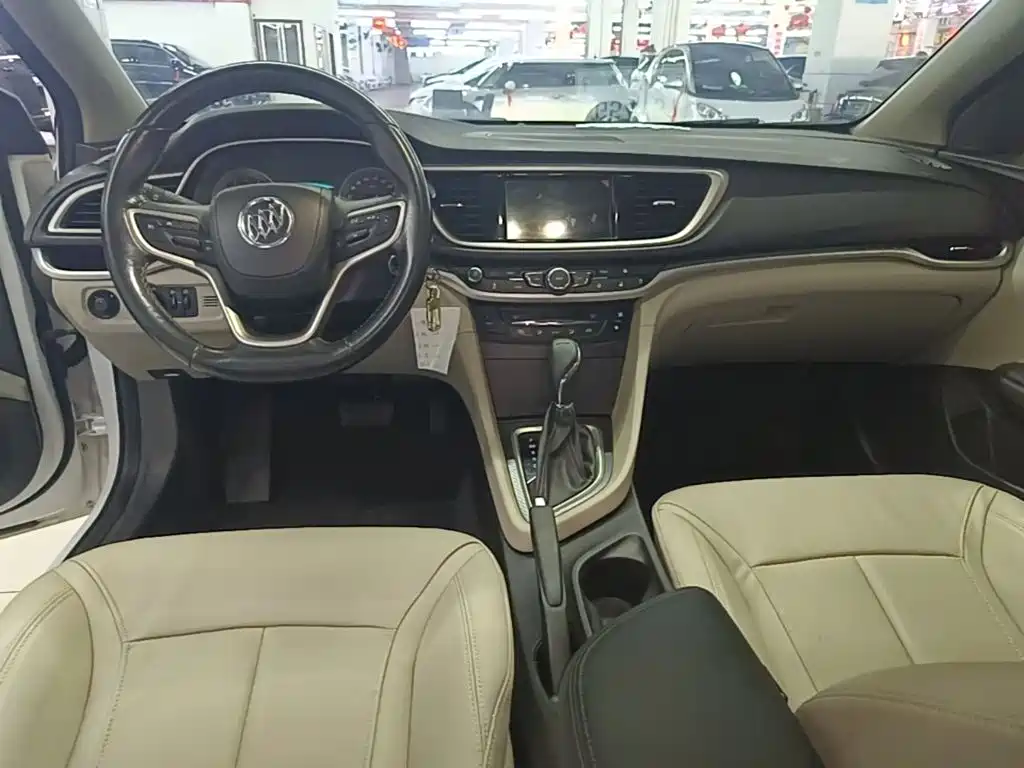 Buick Excelle — фото 10