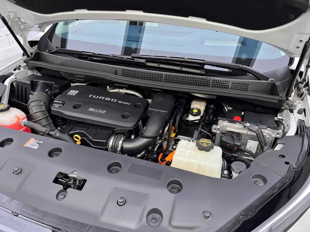 Buick GL8 Hybrid — фото 28
