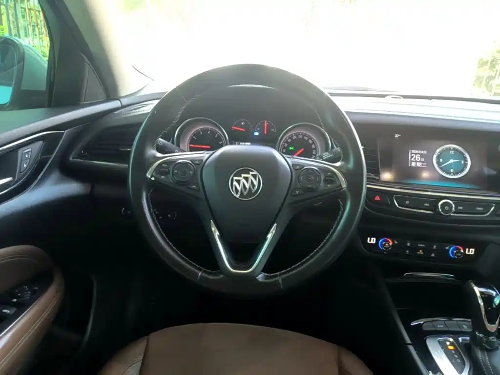Buick Regal — фото 11
