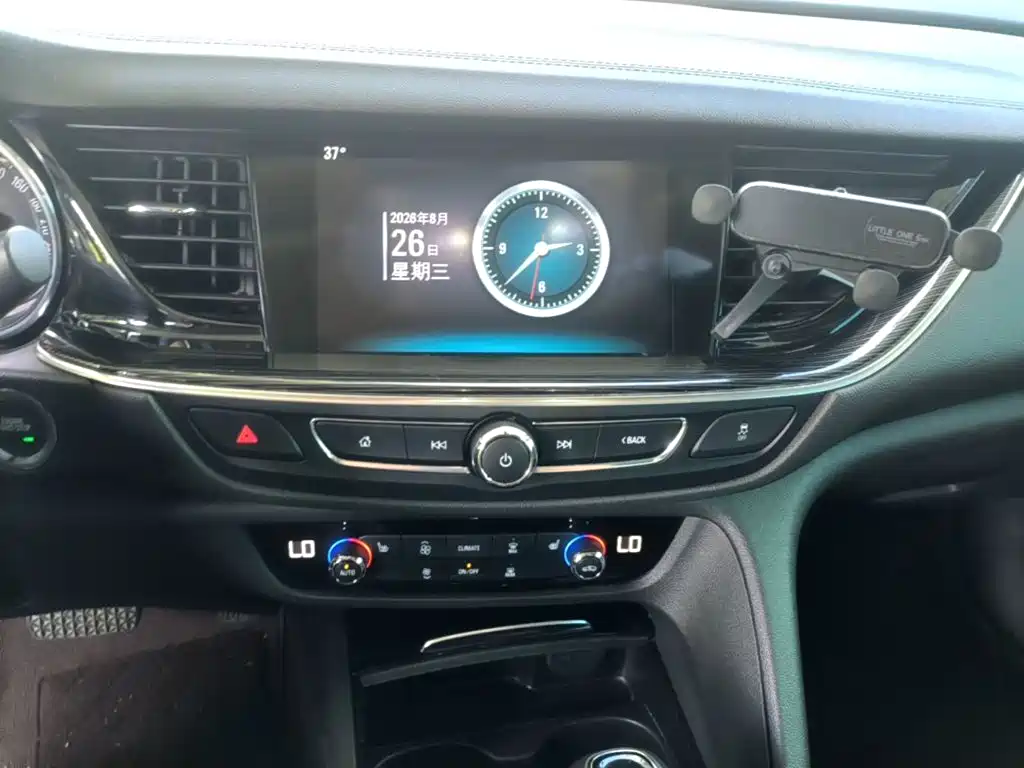 Buick Regal — фото 13