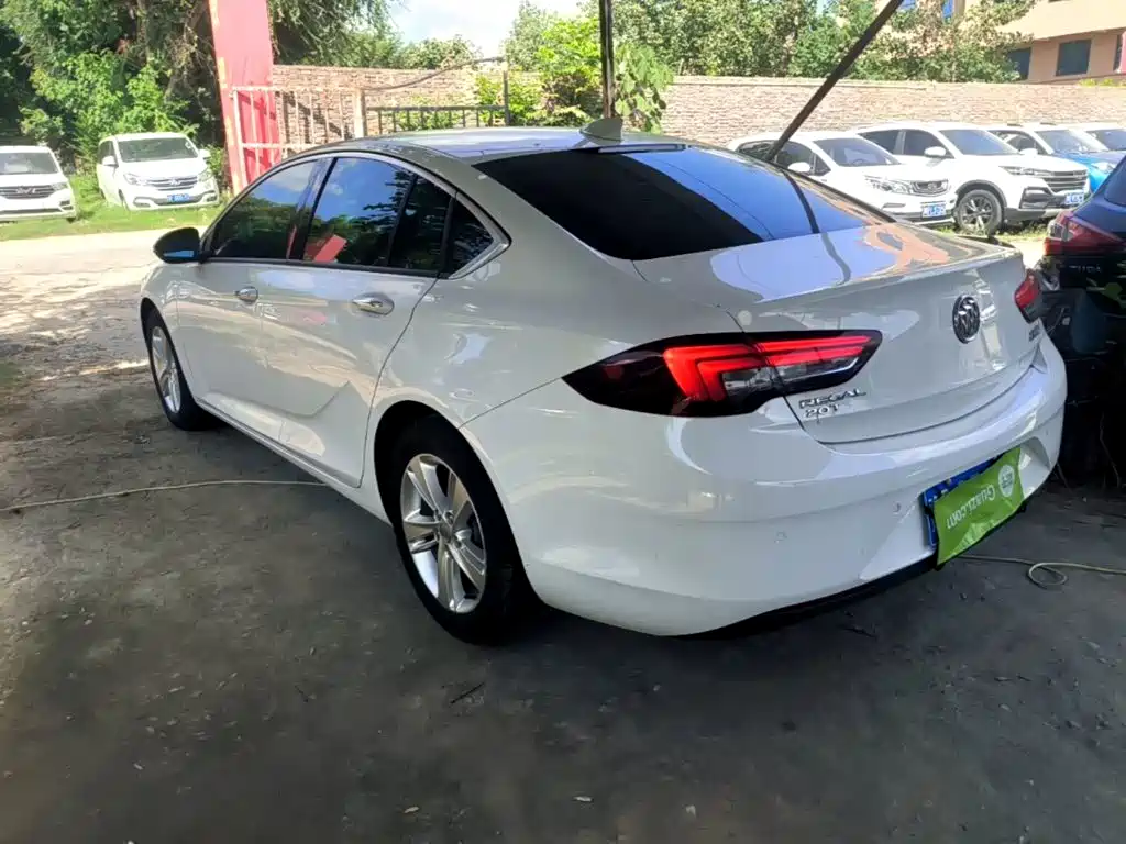 Buick Regal — фото 5