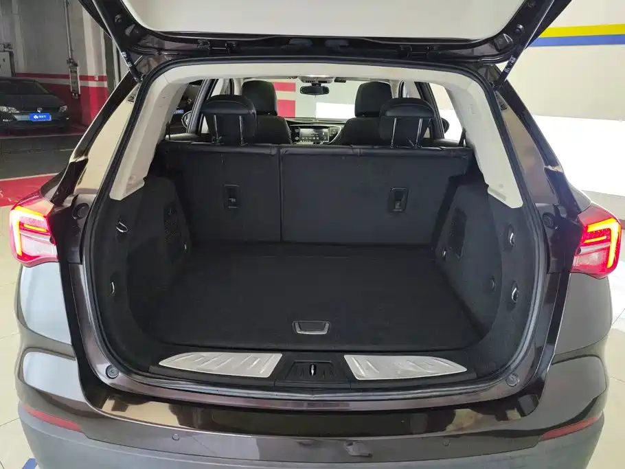 Buick Envision Plus — фото 4