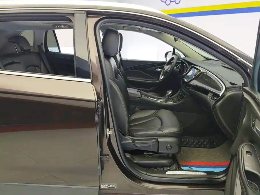 Buick Envision Plus — фото 8