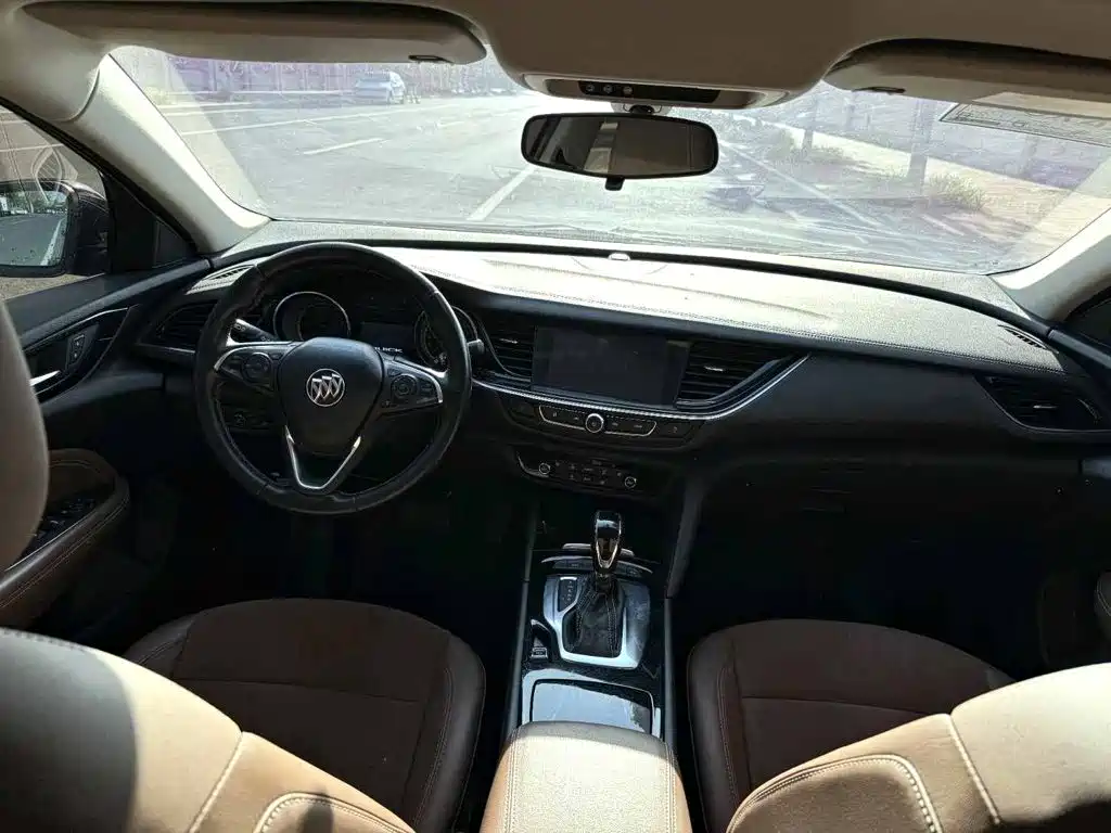 Buick Regal — фото 14