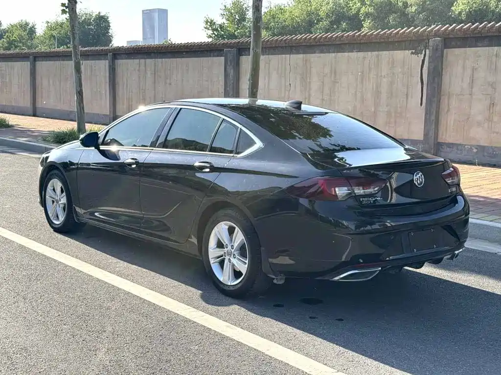Buick Regal — фото 7