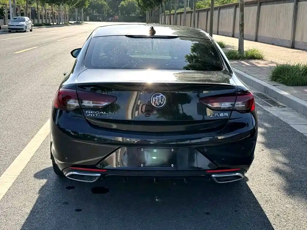 Buick Regal — фото 8