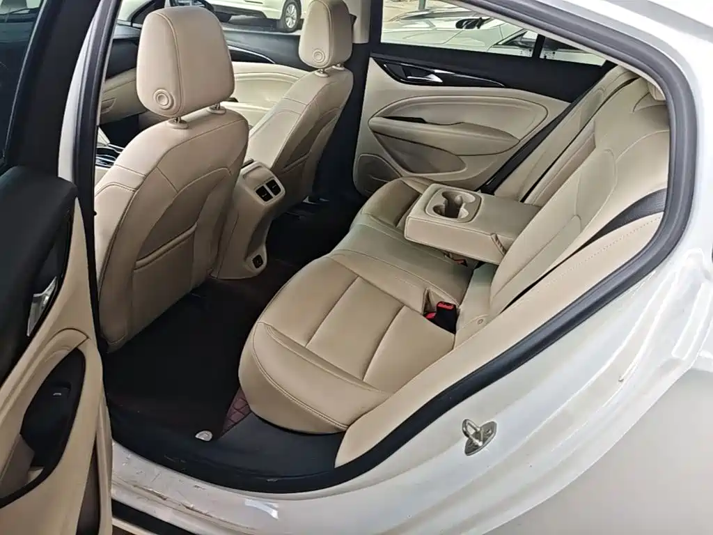 Buick Regal — фото 17
