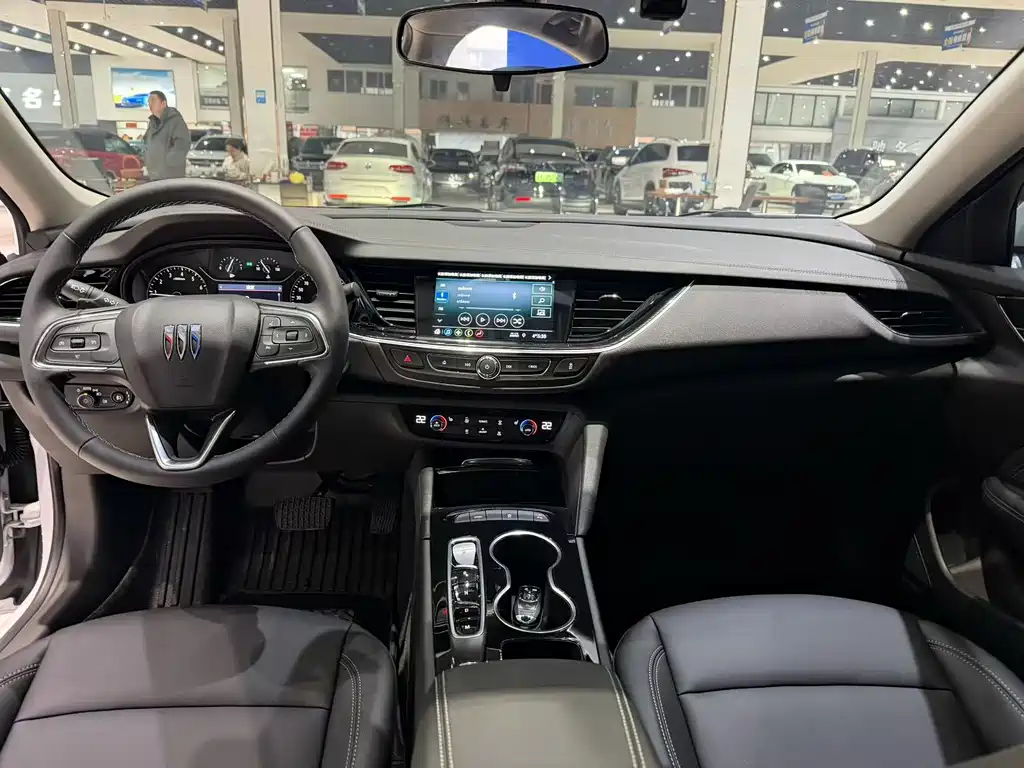 Buick Regal — фото 5