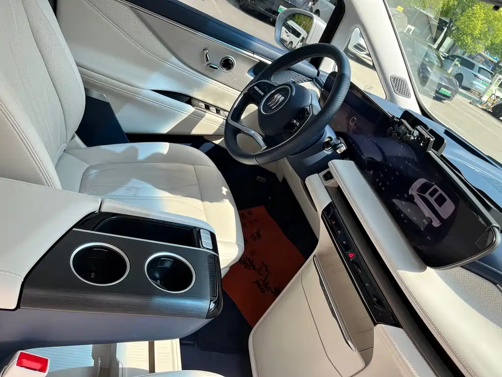 Buick GL8 Hybrid — фото 20