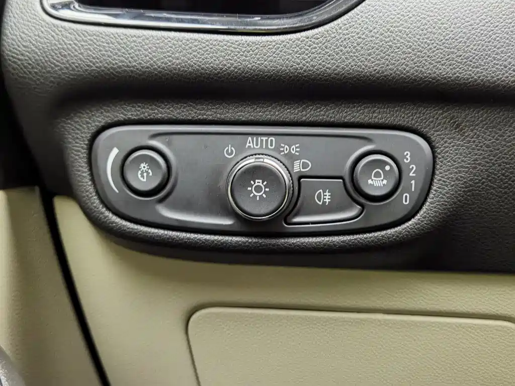 Buick Excelle — фото 21