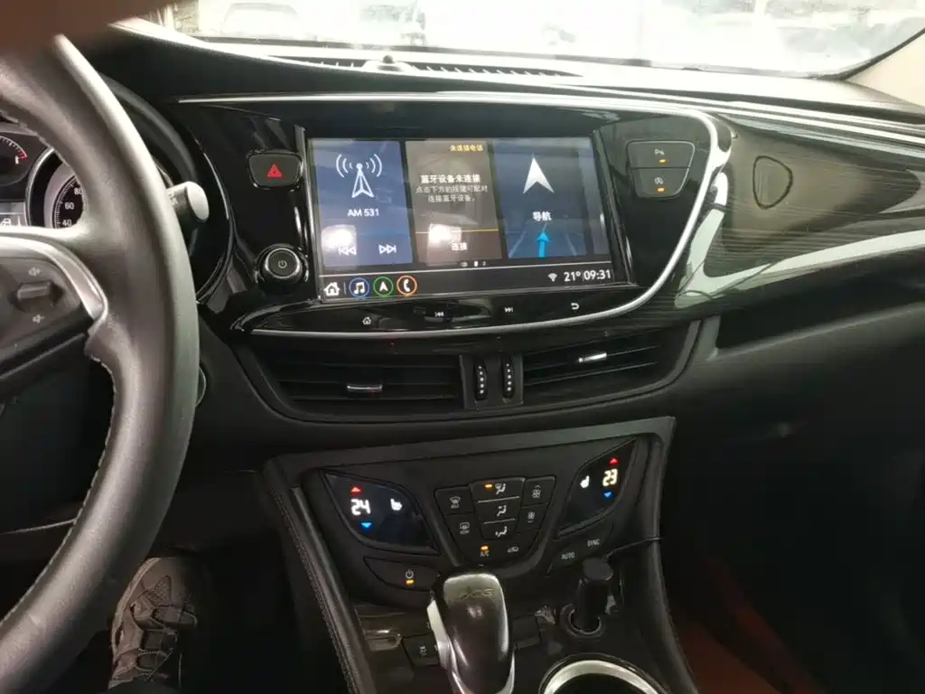 Buick Envision Plus — фото 13