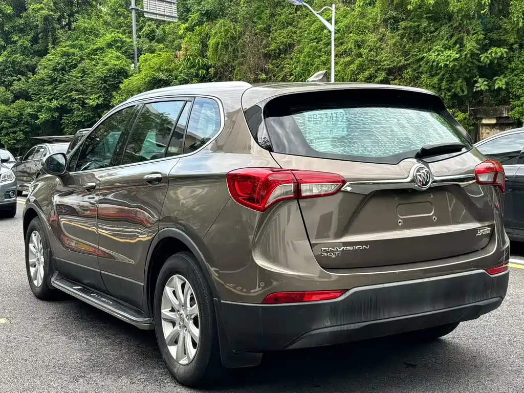 Buick Envision Plus — фото 4