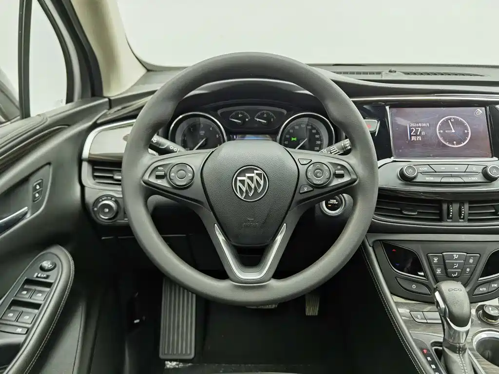 Buick Envision Plus — фото 11