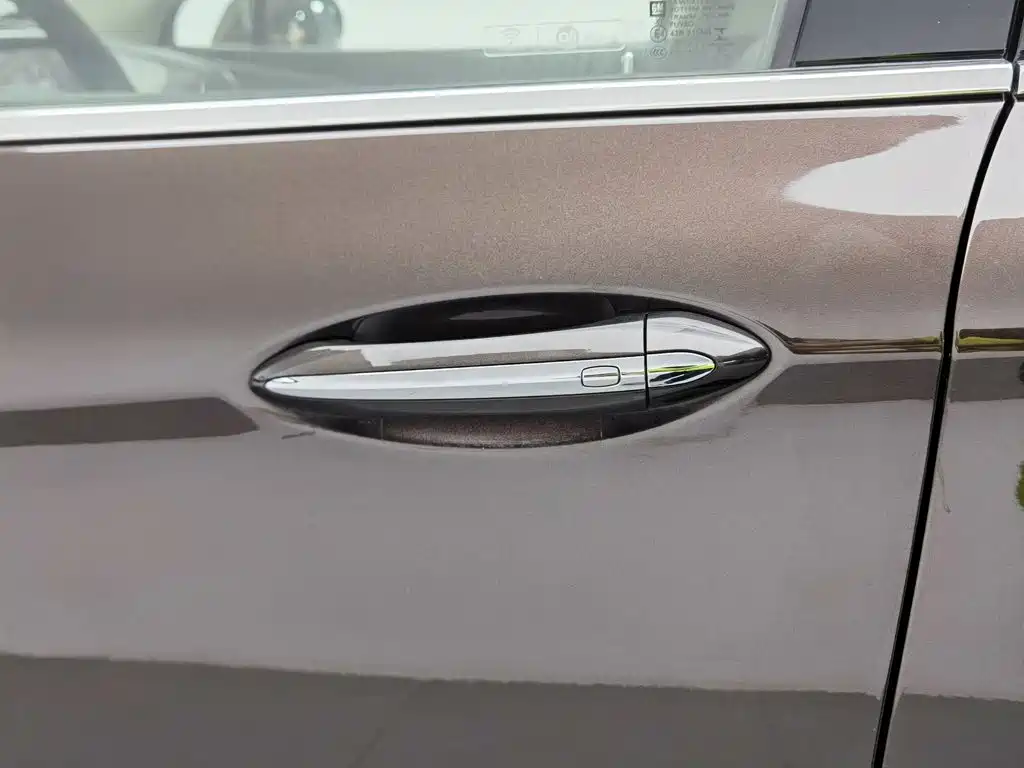 Buick Envision Plus — фото 18