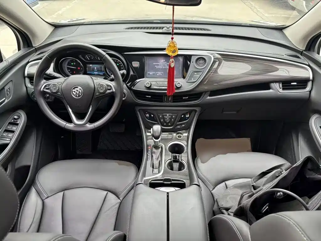 Buick Envision Plus — фото 10