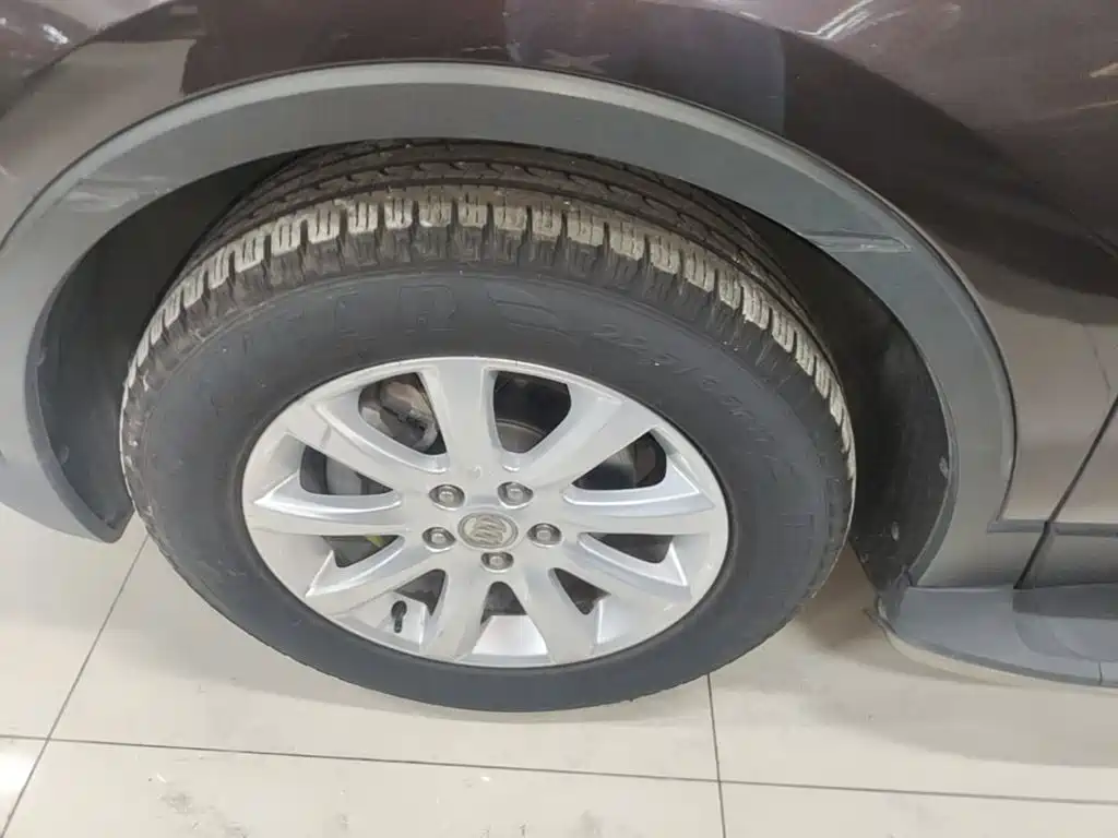 Buick Envision Plus — фото 23