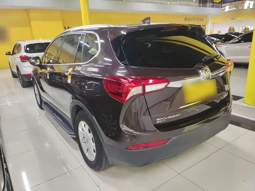 Buick Envision Plus — фото 5