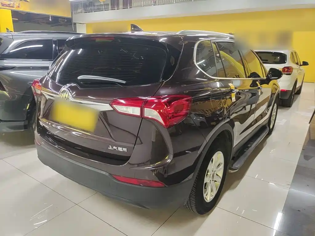 Buick Envision Plus — фото 7