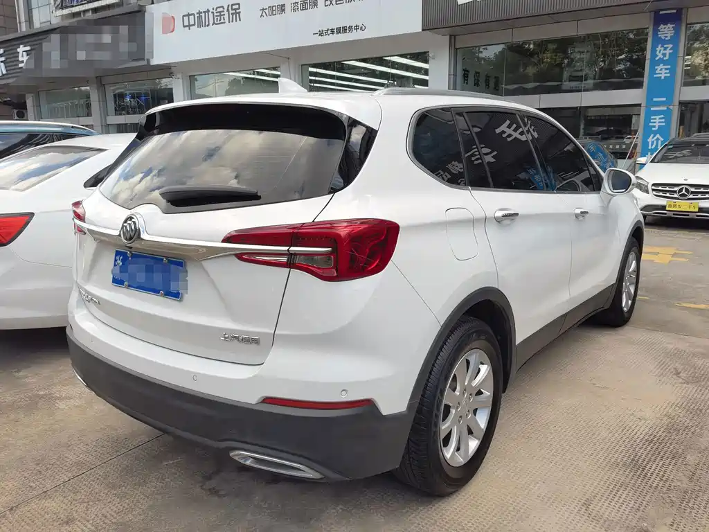 Buick Envision Plus — фото 4