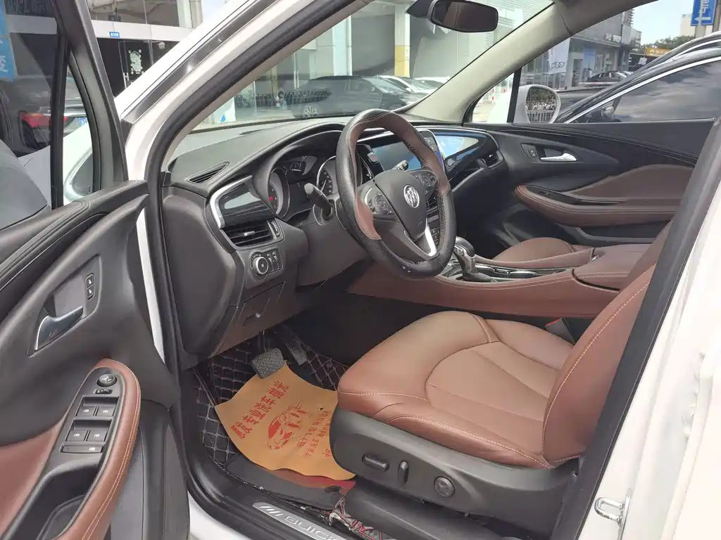 Buick Envision Plus — фото 7